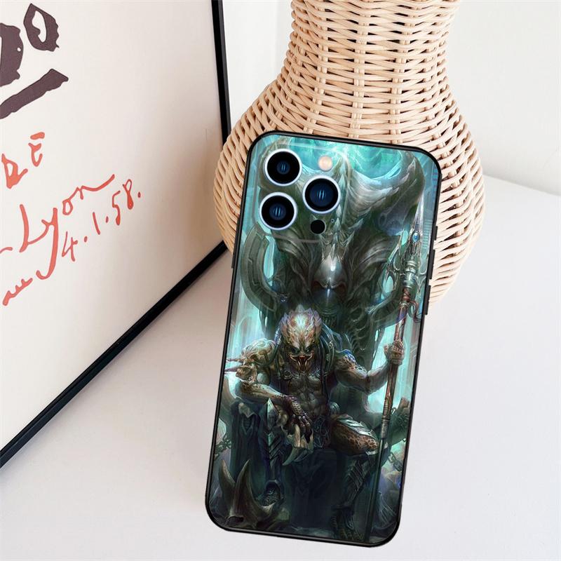 Alien Vs Predator Phone Case For iPhone 17 Pro Max 16 15 11 12 13 14 Pro Max Mini 15 16 Plus 16e 17 Air Cover