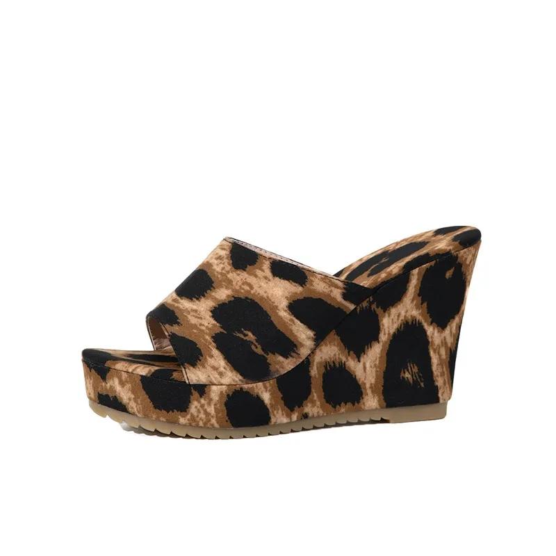 Fashion 2024 Summer Women's Shoes Fashion Open Toe High Heels Women's Slippers Leopard Print Wedge Large Size Women's Beach Shoes
