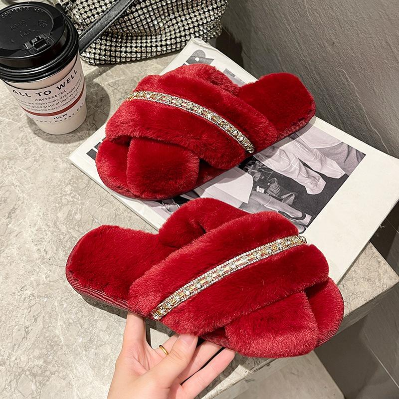 Papuci Mao Mao cu lanț încrucișat 2025 toamnă și iarnă nou versiune coreeană talpă plată cald de interior bumbac mop modă pantofi de pluș