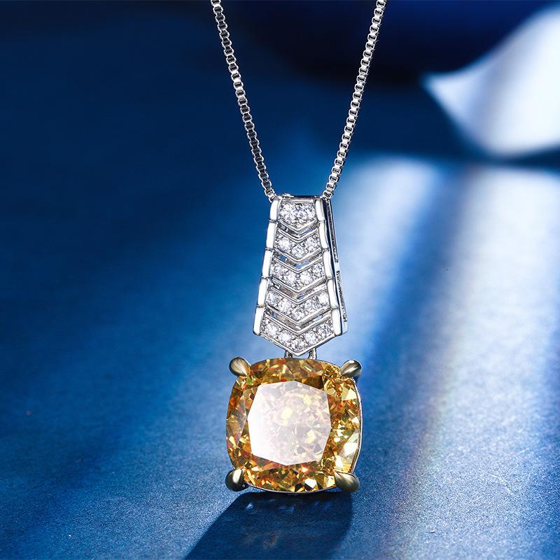 Jewelry High Carbon Diamond Ice Flower Cut Copper Inlaid With Yellow Diamonds Light Luxury Set Women 12 * 12 * 10 * 10