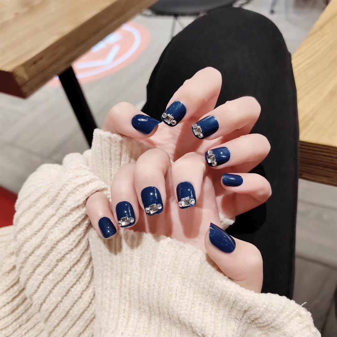 

Dark Blue Diamond Fingertip Nail Patches - Wearable Press-On Fake Nails