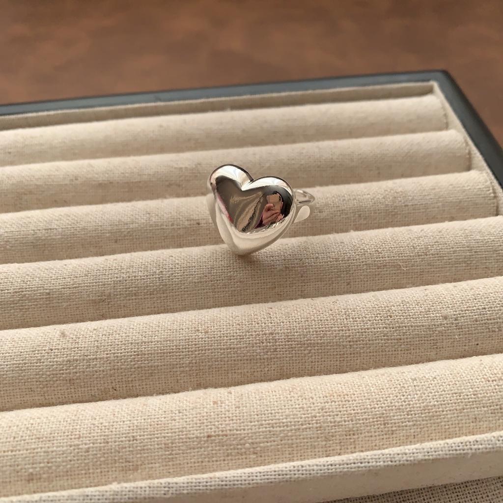 Welfare Cold Wind Resin Ring Zircon Ring Versatile Spiral Ring Fashionable Personality Women