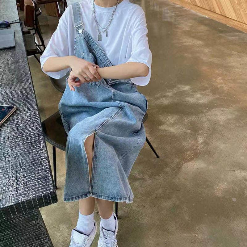 Abito in denim primaverile estivo Abito jeans senza maniche da donna Abiti moda femminile con slip solido Abiti casual con cinturino per spaghetti allentato