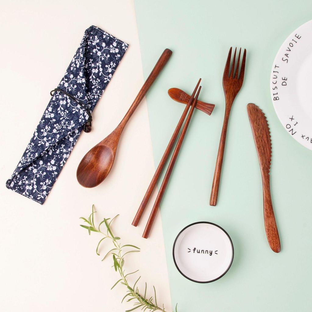 Japanese Wooden Portable Tableware Set: Long-Handled Spoon, Fork, and Chopsticks - Korean Style Three-Piece Set for Outdoor Use.