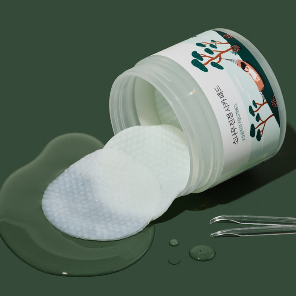 ROUND LAB Pine Calming Cica Toner Pad 50 Pads Soothing Hydrating Pore Care
