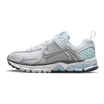 Vomero 5 GS Metallic Swoosh Gyerek Sneakerek Fehér Tiszta-Platina Gleccserkék HQ3255-043