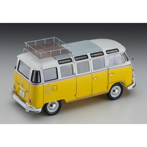 Hasegawa 1/24 scale Volkswagen Type 2 Microbus with Roof Carrier Plastic Model 20689