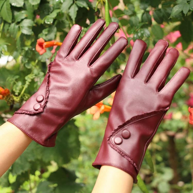 Women's PU Leather Touch Screen Gloves, Warm Velvet Lined, Lace Design, Cold-Proof for Autumn and Winter Cycling.