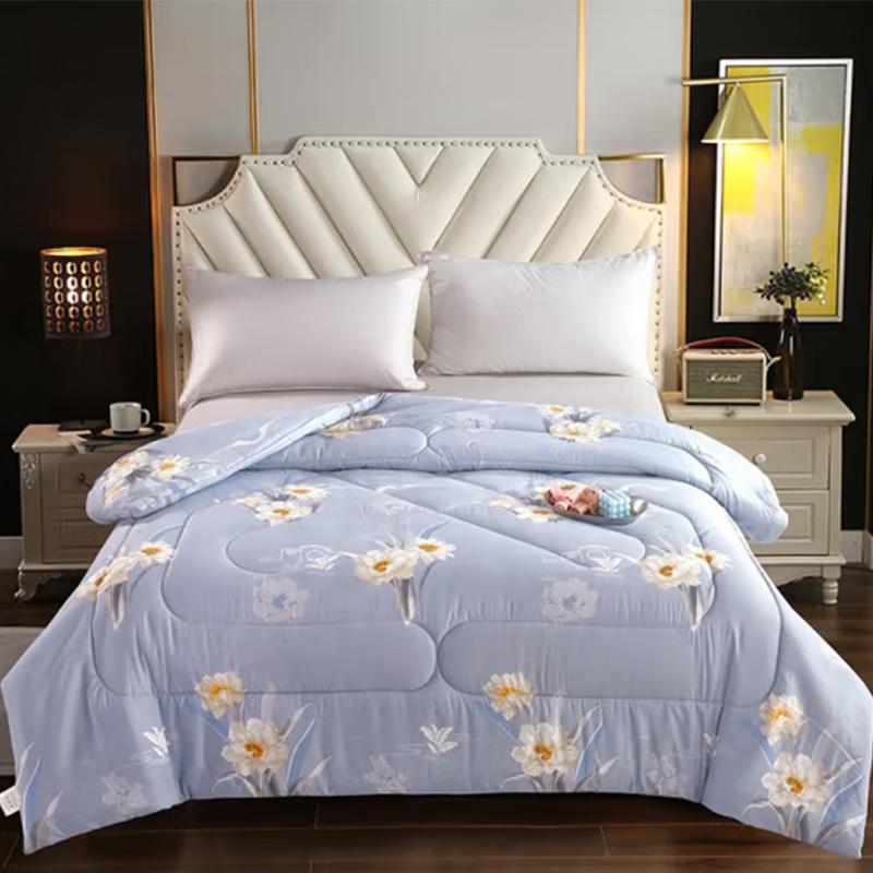 

Purple Charm Warm Winter Quilt