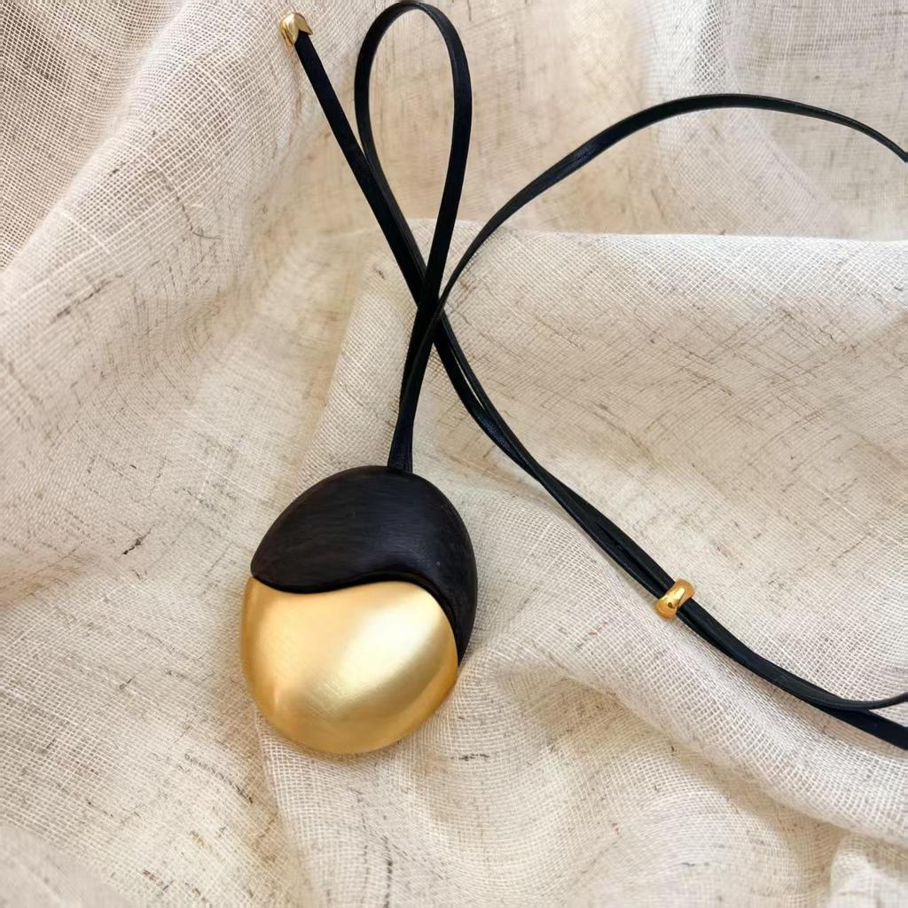 Ebony Wood Leather Cord Necklace: Luxury Long Color Block Pendant for Autumn/Winter Sweaters