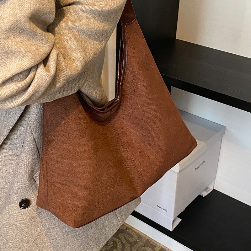 

Сумка для матери и ребенка из замшевой текстуры, простая женская сумка, модная универсальная сумка темно-коричневого