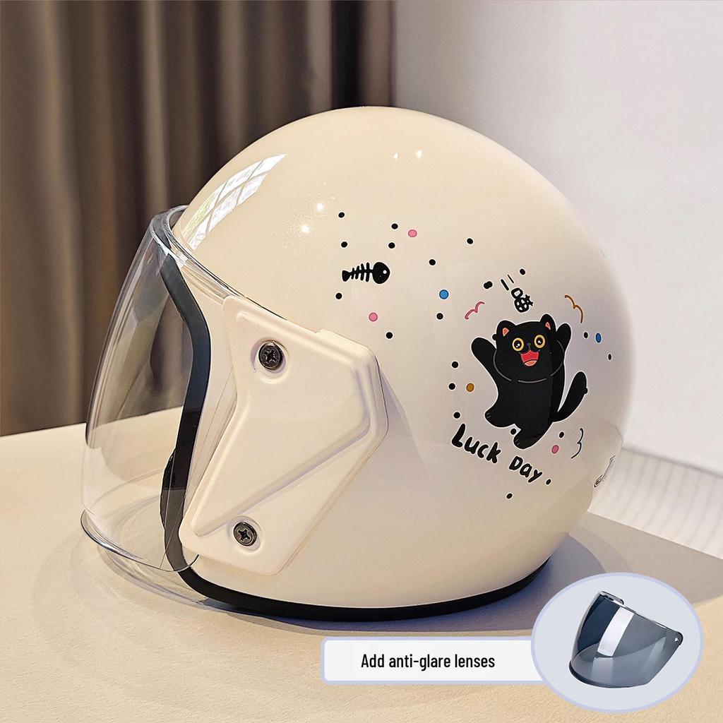3C Certified Women's Cute Electric Scooter Helmet – Stylish, Sun-Protected, All-Season Safety Gear for Motorcyclists
