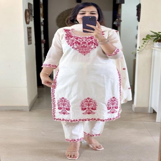 Women s Off-White Cotton Chanderi Kurta with Trousers and Dupatta Set S