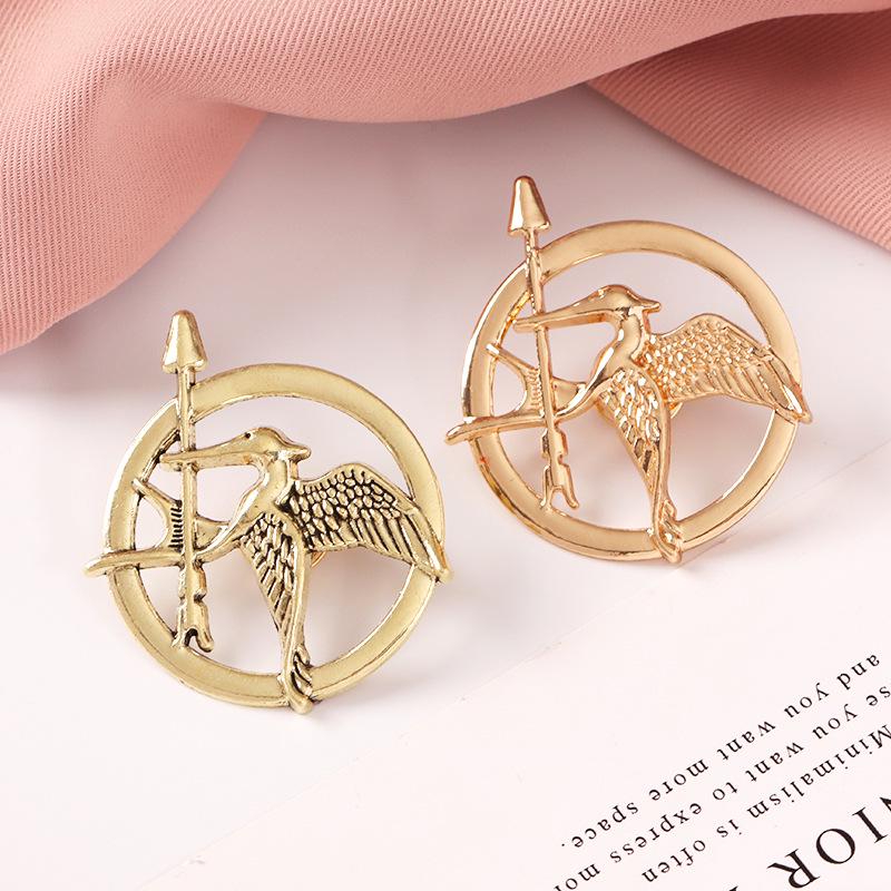 2024 Mockingbird Retro Metal Brooch - European & American Style, Versatile Round Alloy Jewelry.