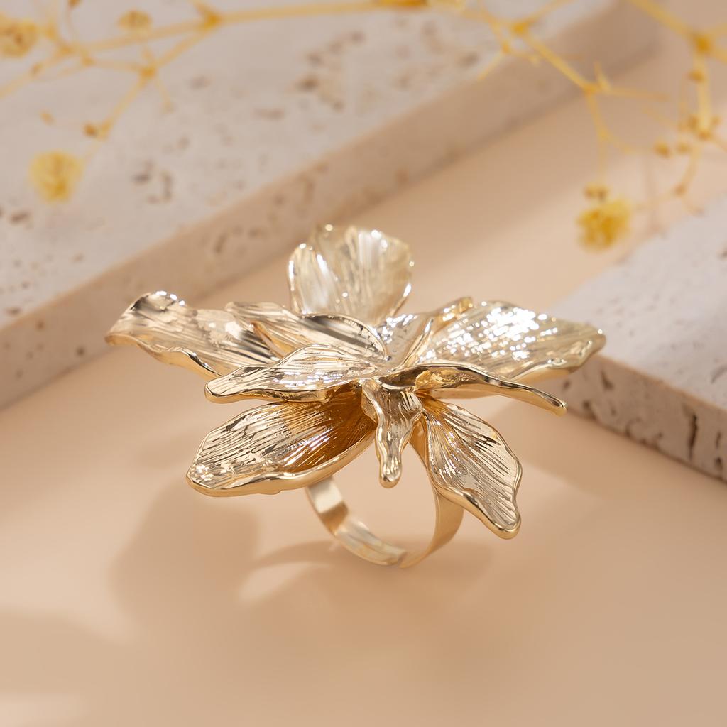 Exaggerated Bilayer Big Flower Ring for Women Personality Metal Punk Party Finger Ring Jewelry Accessories