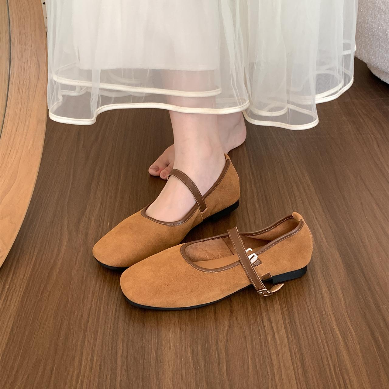 

Мода Bailamos Новый Бренд Женские Балетки Круглый Носок Мелкие Слипоны Женские Повседневные Балетки Мягкая Кожа Элегантные Туфли для Платья Mujer 40 коричневый