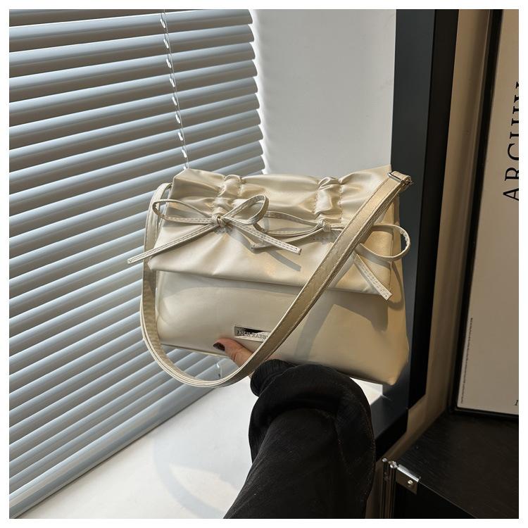 

2024 весна новая простая повседневная сумка-мессенджер большой вместимости модная сумка через плечо повседневная модная сумка-тоут белый