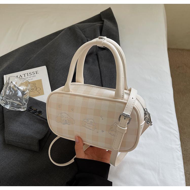 Cute Plaid Portable Boston Bag Women 2025 New Niche Design Messenger Bag Korean Version of Foreign Style Shoulder Bag Tide