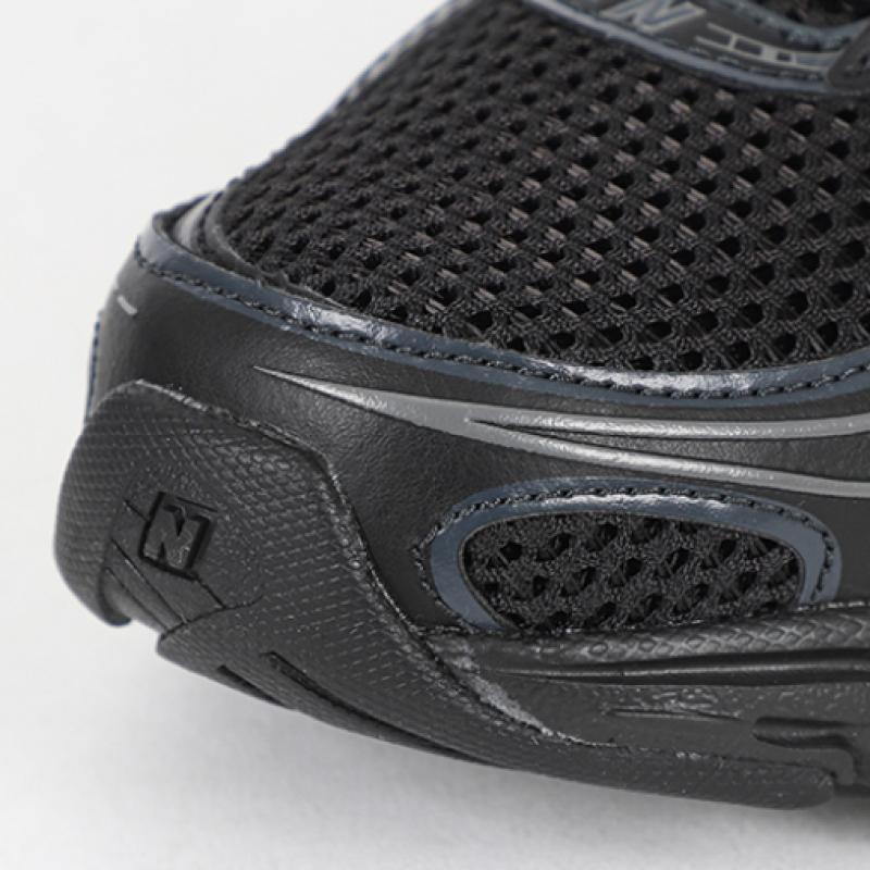 New Balance 740v2 Black Silver Metallic