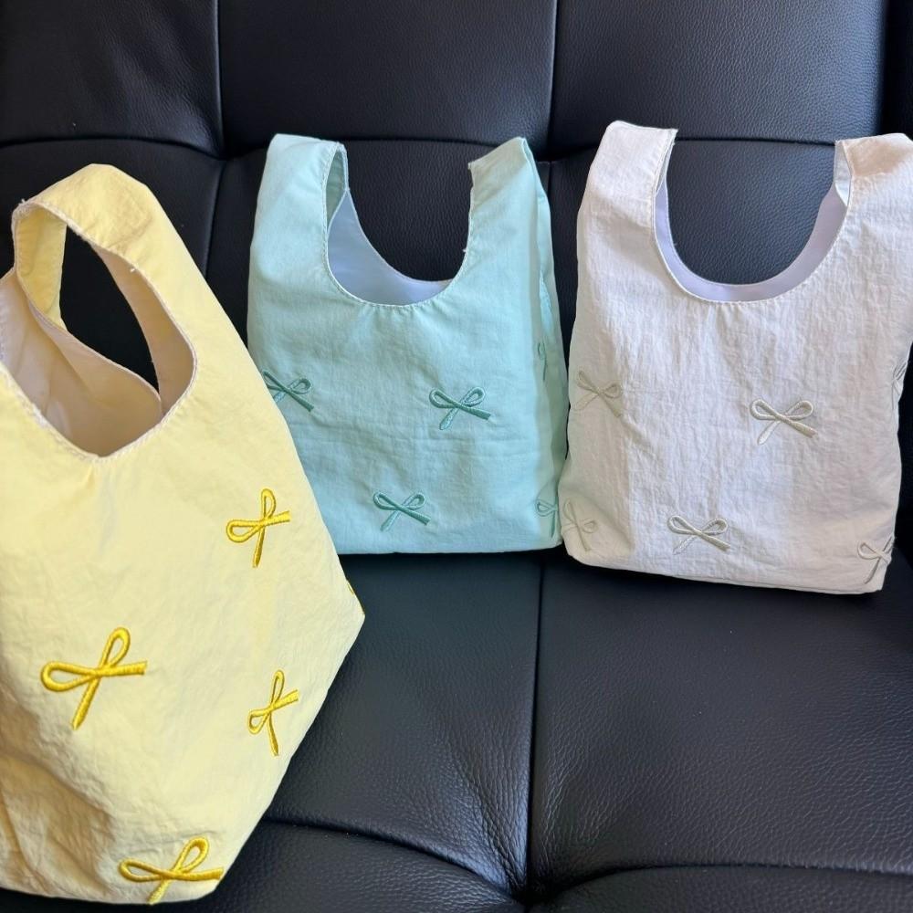 Chinese Style Flower Pendant Wrist Bag Cloth Gift Pouch Temperament Lunch Bag Lady