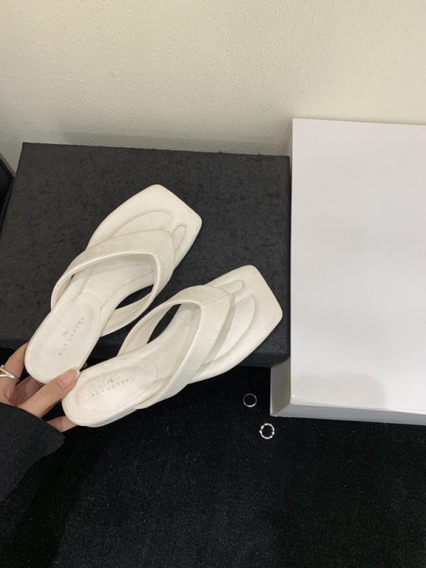 

Fashion Shoes Ladies Slippers Shallow Square Toe Low Slipers Women Rubber Flip Flops Summer Soft Flat 2025 Hawaiian Fabric Slides Hoof 35