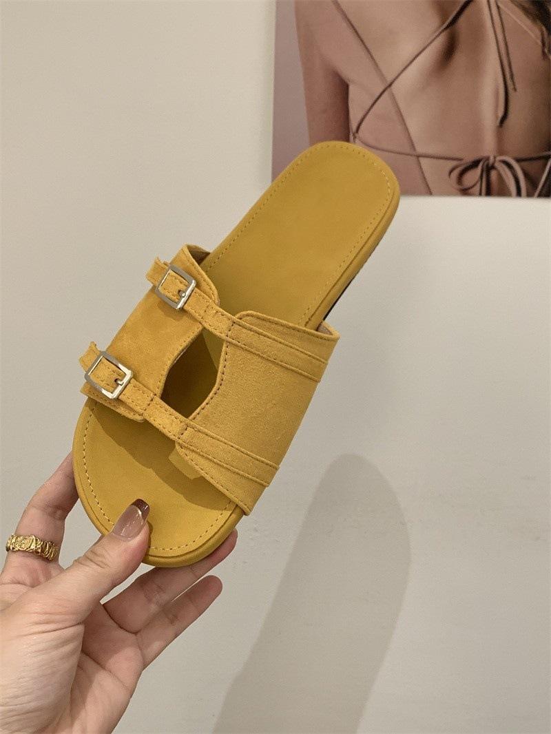 

French temperament casual round head flat bottom open-toed slippers women s 2025 summer retro soft bottom comfortable cool slippers 35