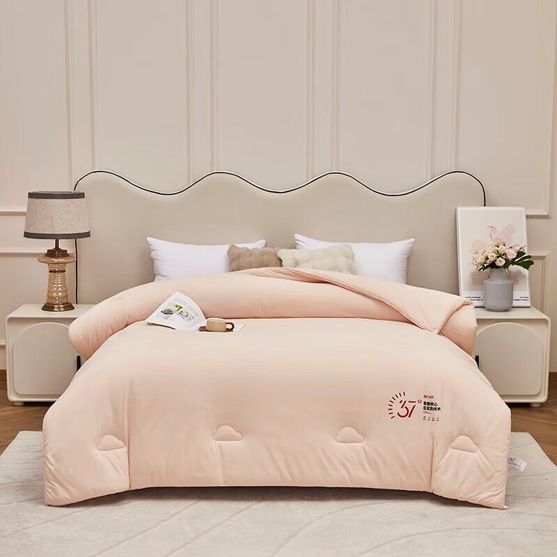 

Red Dragonfly Thermal Fleece Winter Quilt