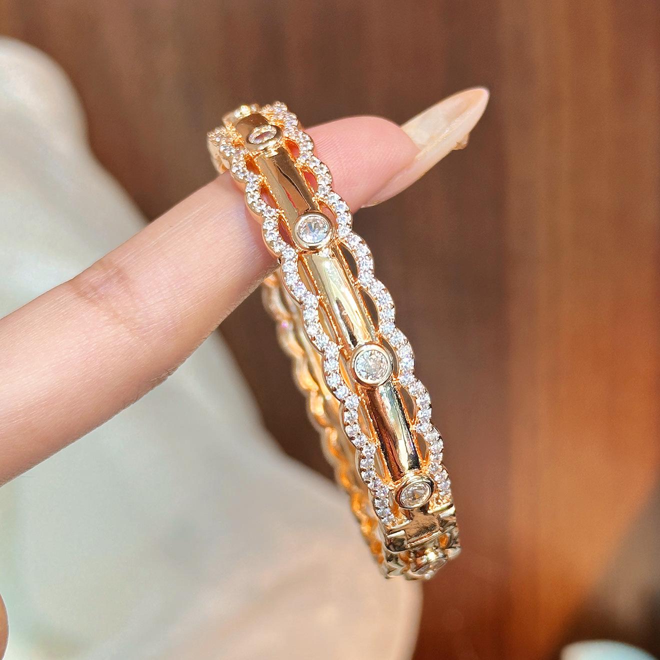 Итальянский Seiko роскошный резной золотой шелковый полый виноградный цветок бриллиантовый браслет легкая роскошь ретро узор рука