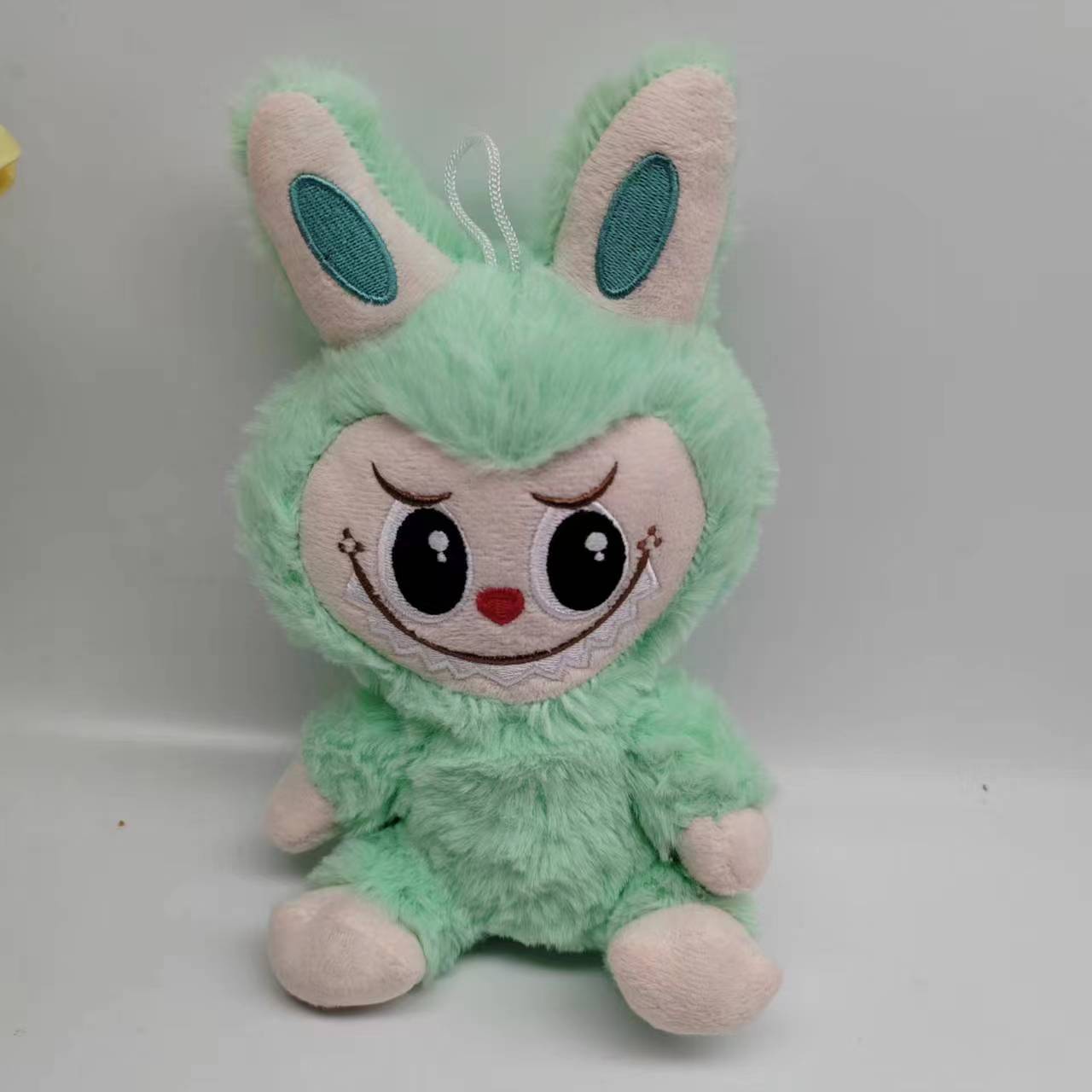 

Аніме Labubu Плюшева іграшка Фарширована колекція ляльок Декорація Подарунок