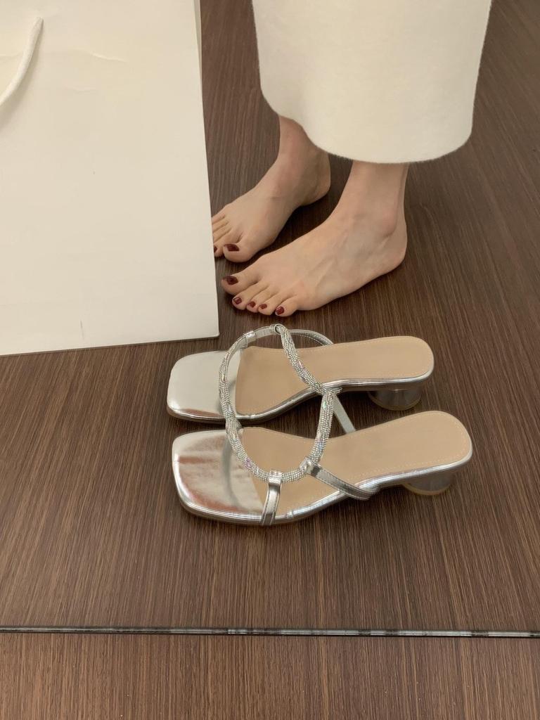 With skirt fairy wind open toe with rhinestone slippers women summer wear 2025 new beautiful low-heeled cool slippers