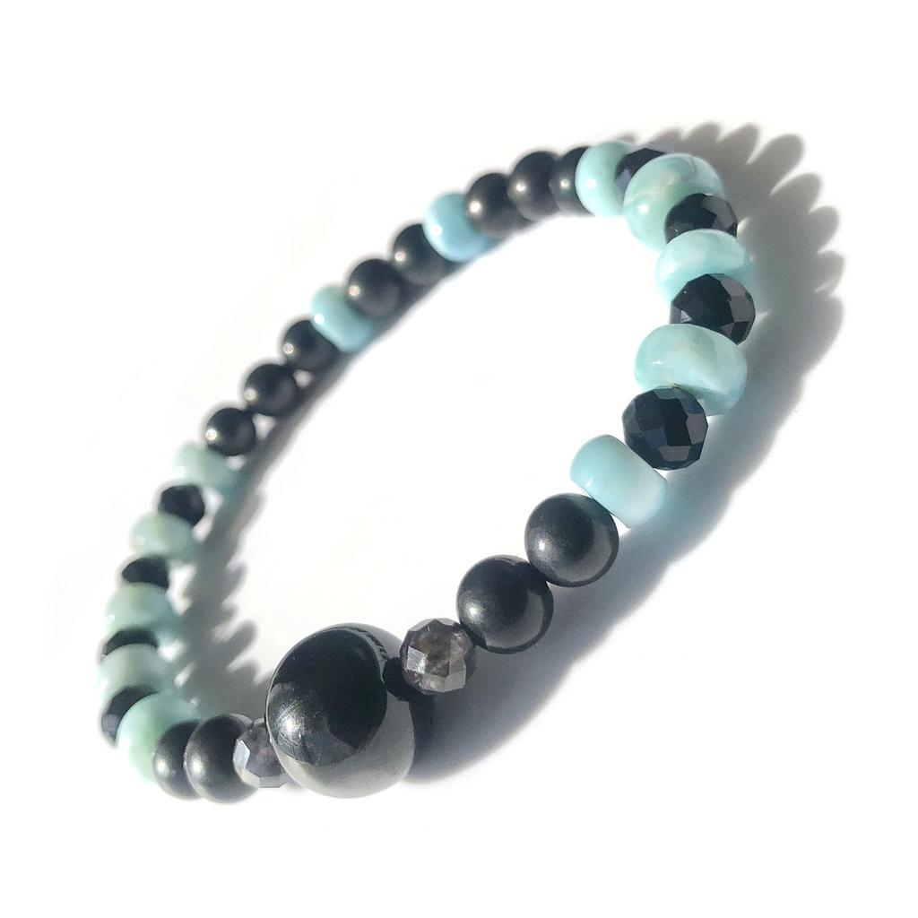 Black Shrine Eliminates wards off and provides guidance for good Doubles your energy with Onyx and original design by Mitsuka Mis Customizable sizes