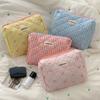 Korean Style Lattice Cosmetic Bag with Zipper Portable Makeup Bag Creative Cute Storage Bag  Women