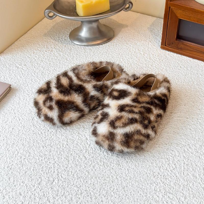 Children's cotton slippers Winter leopard print slippers Student leisure one-footed cotton tow classmate baby fluffy shoes