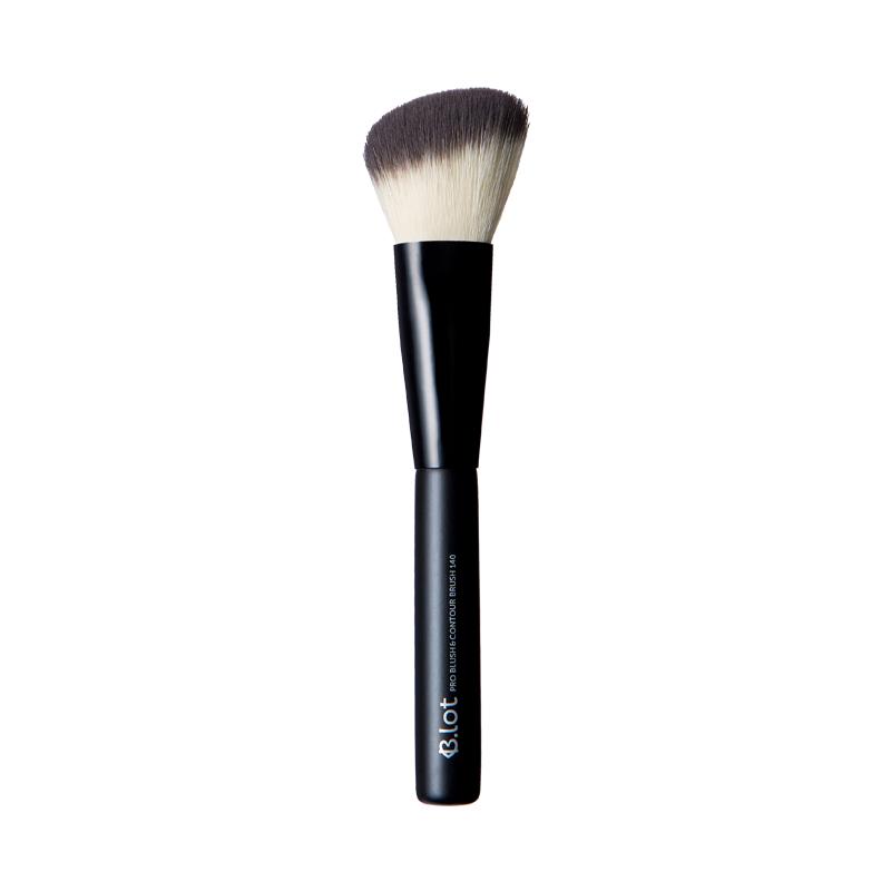 Pro Blusher & Contour Brush 140