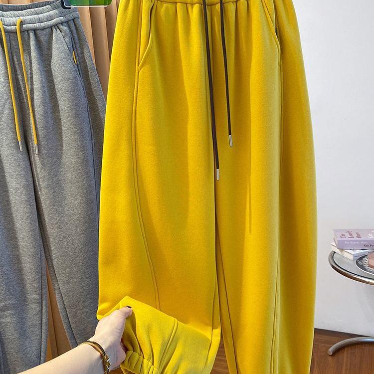 Women's Plus Size Fleece-Lined Harem Sweatpants – Autumn/Winter Style, Loose Fit, Nine-Point Cuffed.