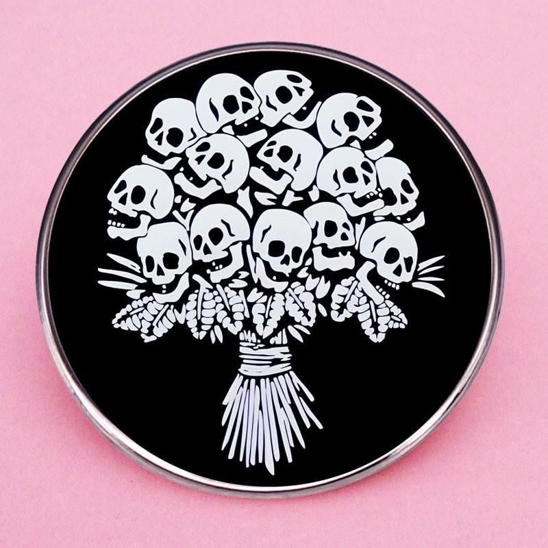 Unique Skull Pin Badge Featuring Punk Art Design With Premium Alloy Material Ideal For Accessories