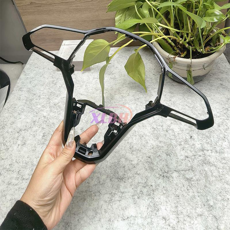 Applicable toFrame For Volkswagen Golf 8