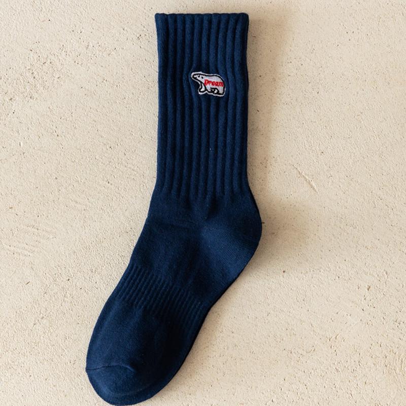 Embroidered Heart Men's Mid-Calf Cotton Socks: Korean Style, Trendy Hip-Hop, Breathable, Black & White for Autumn & Winter