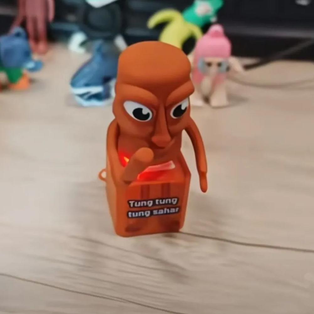 Tungtungtung Sahur Leksaker Träpinne Man Knapp Nyckelring Lysande Språkhänge Anime Perifer Modell Dekorativ Gåva Dekor