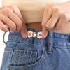 1pc of Casual And Versatile Daisy-Patterned Buttons for Men, Featuring an Adjustable Waist with Magical Buttons
