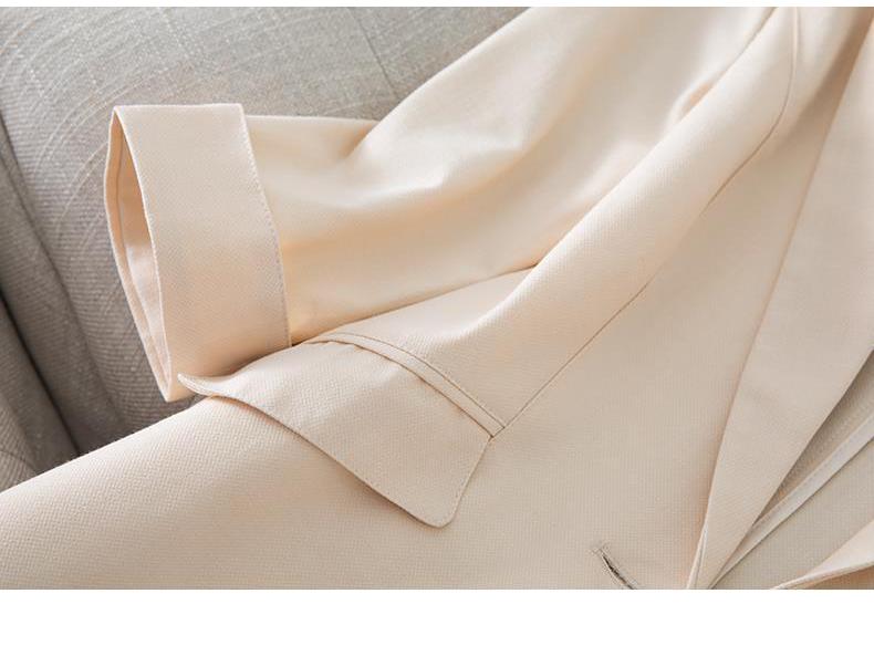 White Korean Slim-Fit Women's Blazer - Spring/Summer 2025