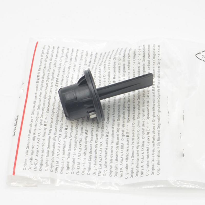 For Volkswagen Santana LAVIDA Gran Lavida Passat Front Steering Lamp Holder Bulb 1pcs