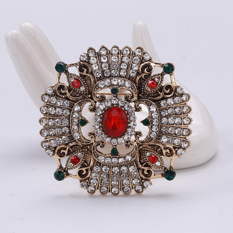 

Винтажная геометрическая брошь в стиле суда из высококачественного сплава со стразами, модная булавка для лацкана костюма