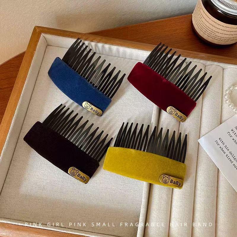 Velvet Upside Down Comb Hair Clip for Women - Fixes Bangs, Baby Hair, and Back of Head Hairpin Headwear, Retro Autumn/Winter 2025 Style.