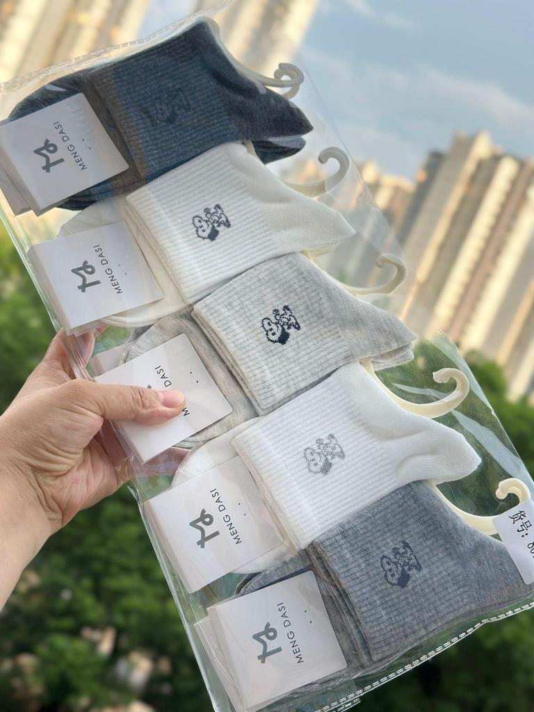Autumn/Winter 10-Pack Women's Mid-Calf Cartoon Socks - Cute, Comfortable, Fashionable, College Style Cotton Sports Socks