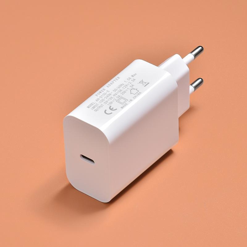 CE Certified 30W Fast Charger for Apple, Samsung, Huawei Devices