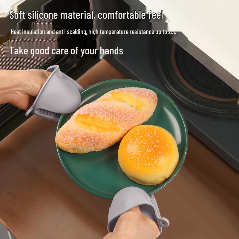 Heat-Resistant Non-Slip Silicone Oven Gloves & Bowl Clip