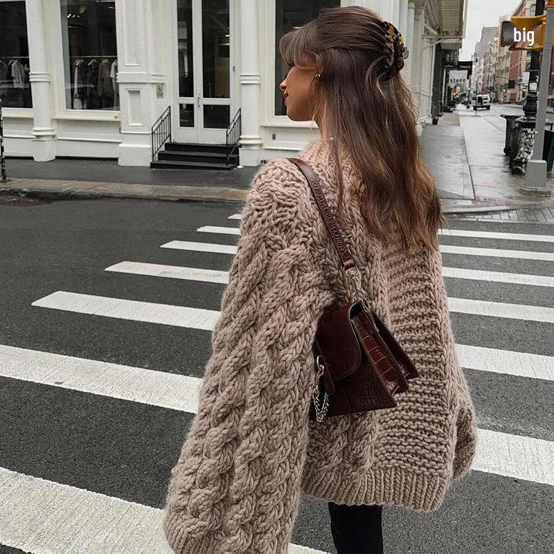 European & American 2024 Women’s Retro Knit Round Neck Solid Color Plus Size Casual Sweater