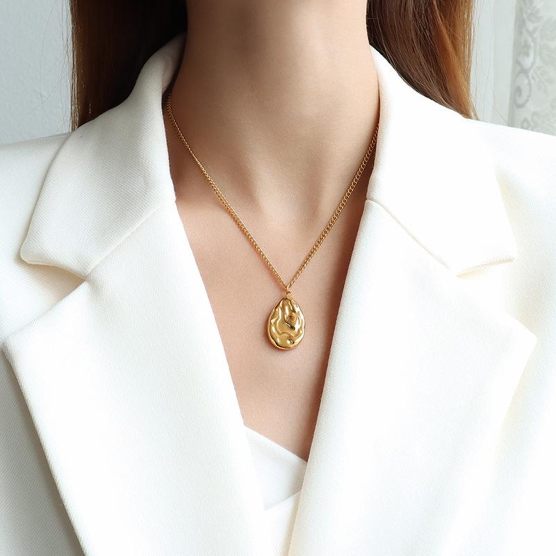 Brand France 18K Gold Irregular Water Drop Titanium Steel Clavicle Necklace, P1014