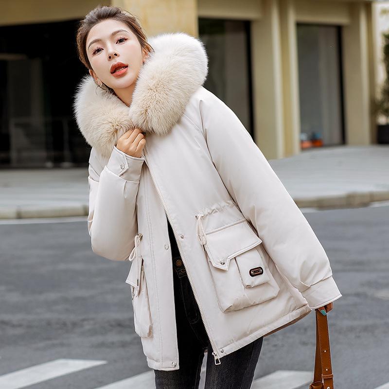 Iarna nouă plăcintă îngroșată depășește talia femeilor și jachetă subțire cu glugă și guler mare de blană caldă căptușită cu bumbac